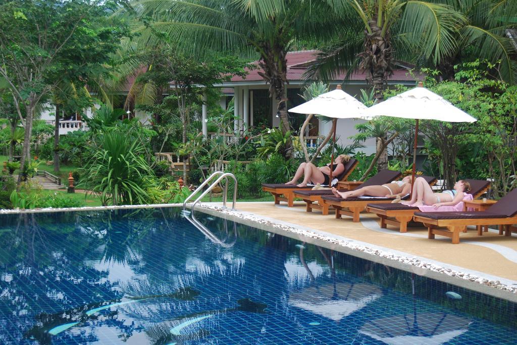 Resor Clean 3*